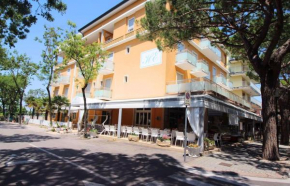  Hotel Eraclea  Лидо-Ди-Езоло